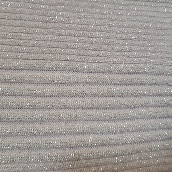 Joseph A sleeveless cowl neck metallic light pink lilac tone long sweater. - Picture 4 of 7